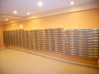 ポスト（修繕後）