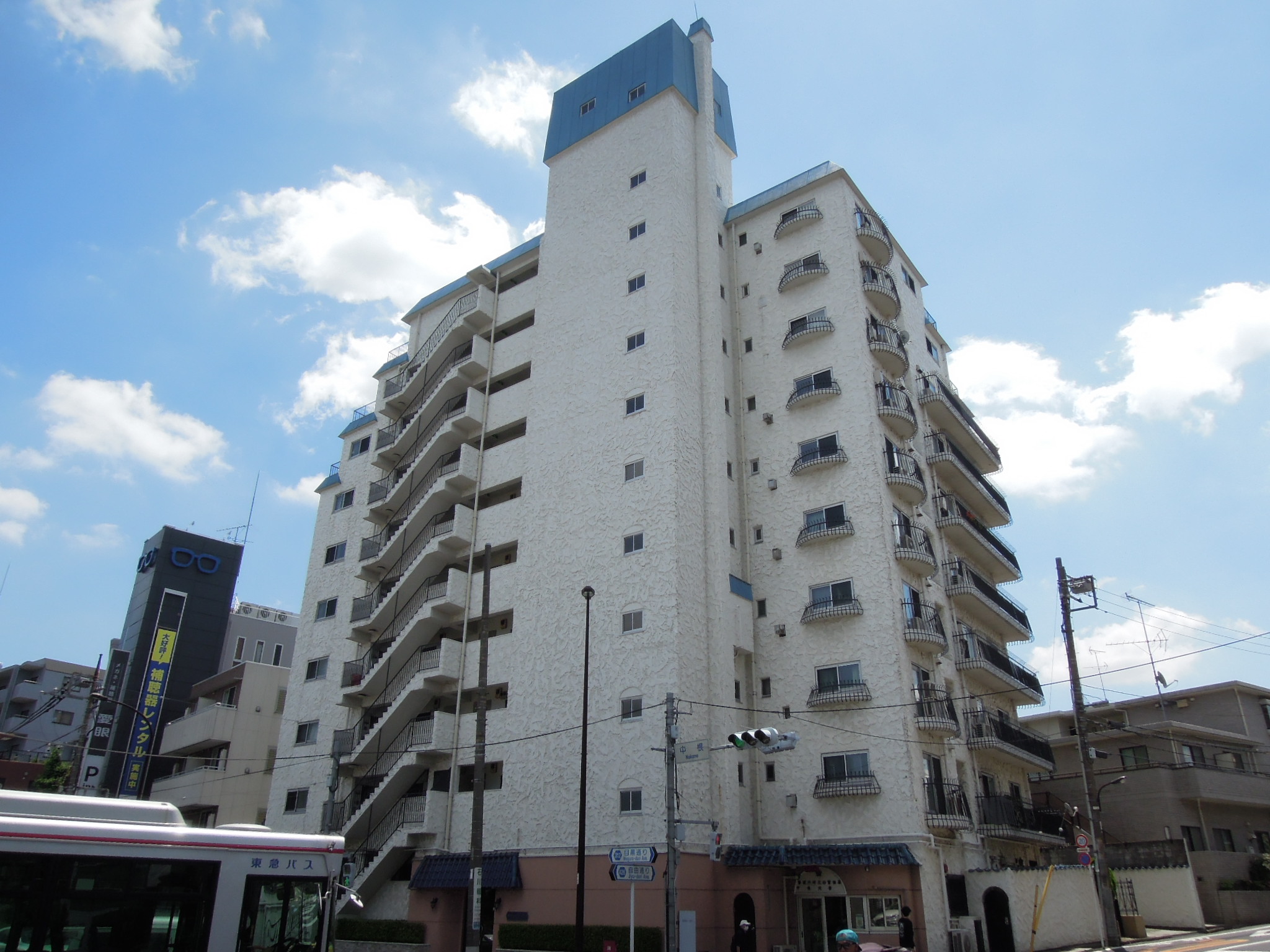 秀和 J レジデンス