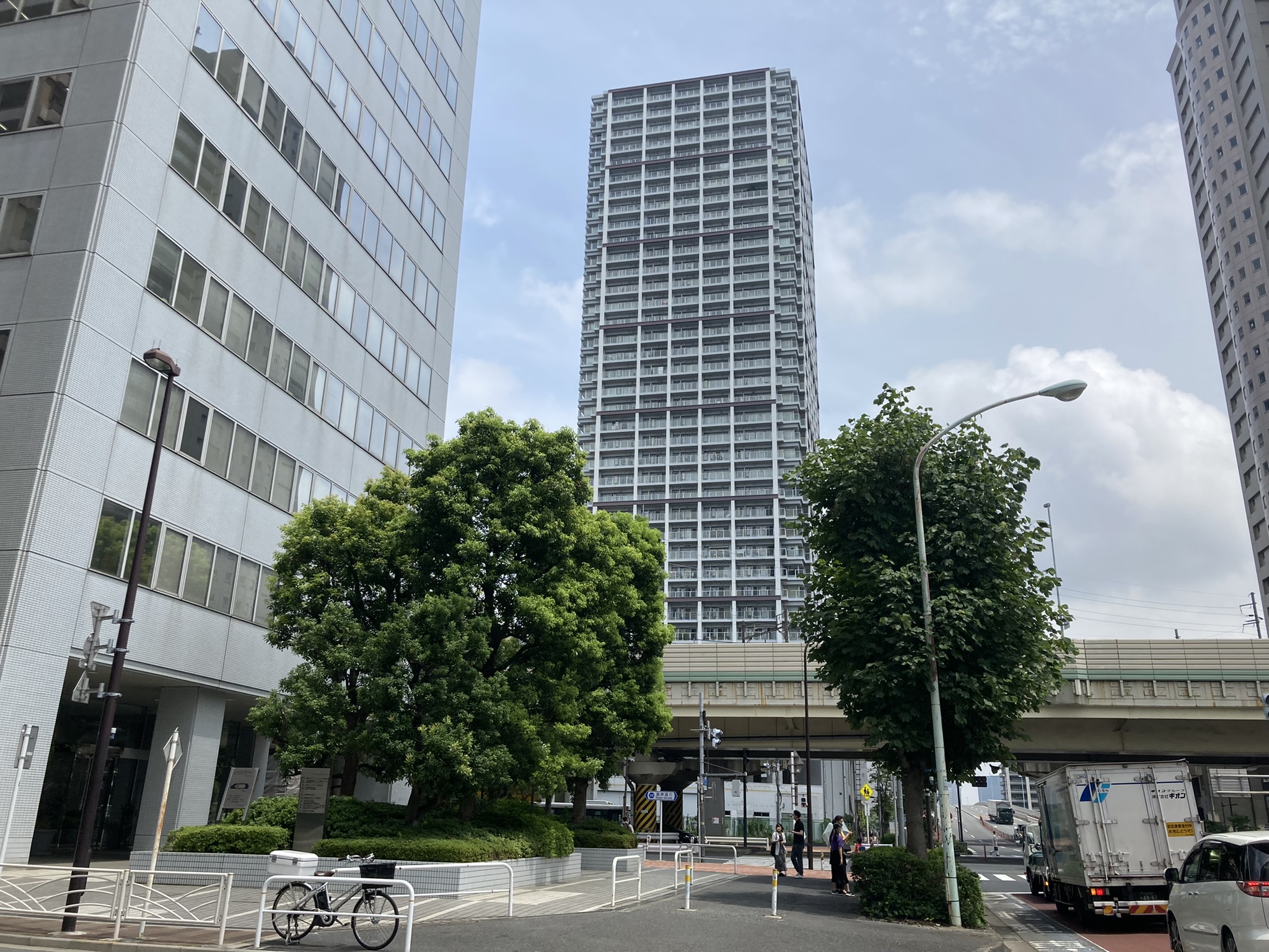 ベイクレストタワー