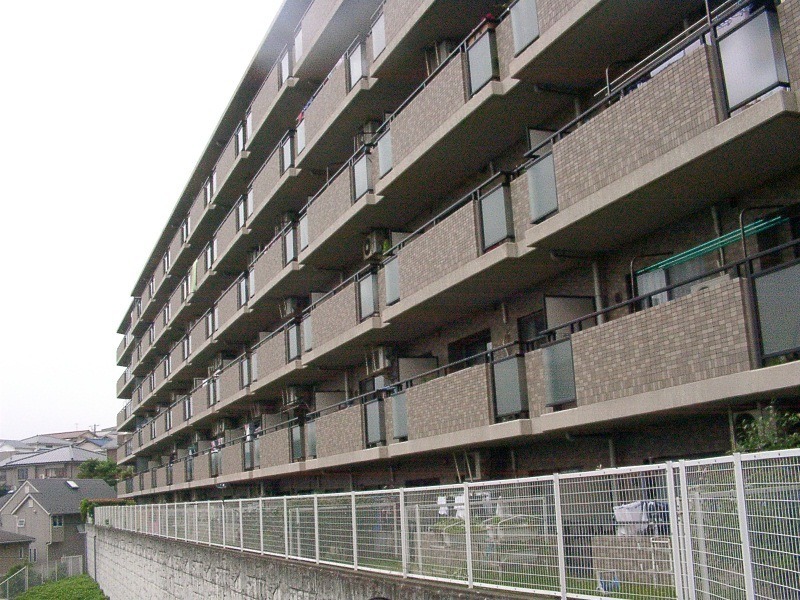 上大岡ガーデニア弐番館