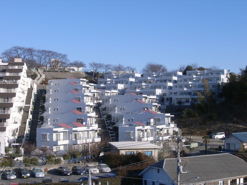 百合ヶ丘ガーデンハウス